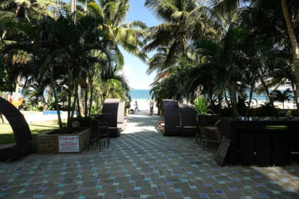 Апартаменты Cowrie Beach Haven Studio Момбаса Экстерьер фото