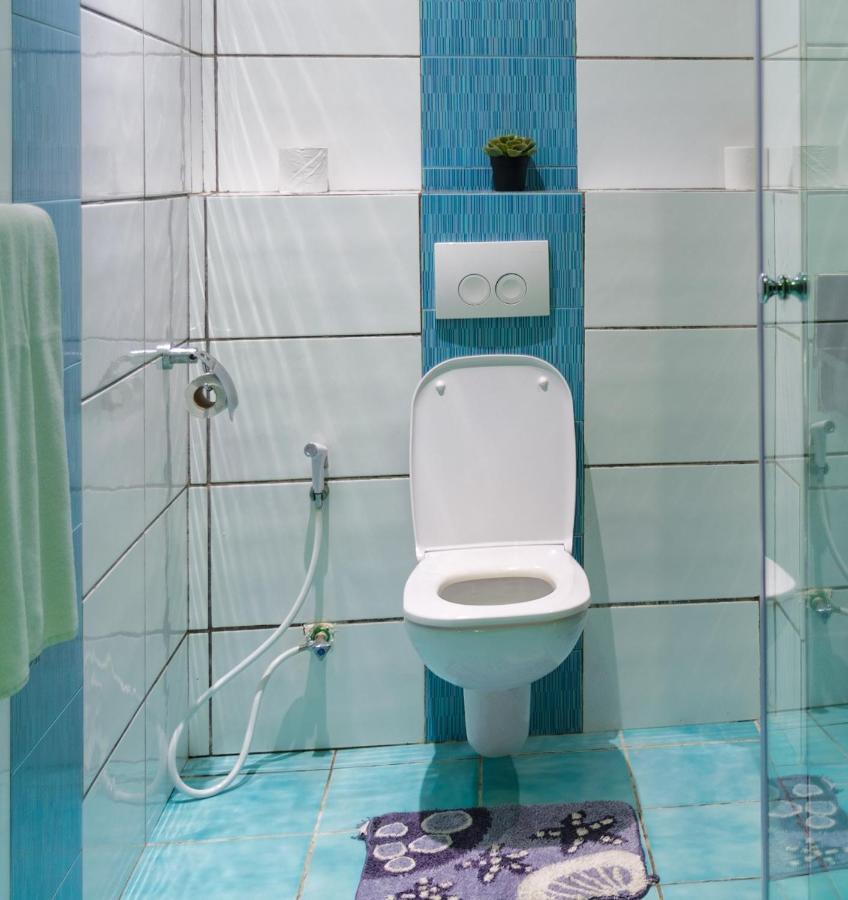 Апартаменты Cowrie Beach Haven Studio Момбаса Экстерьер фото