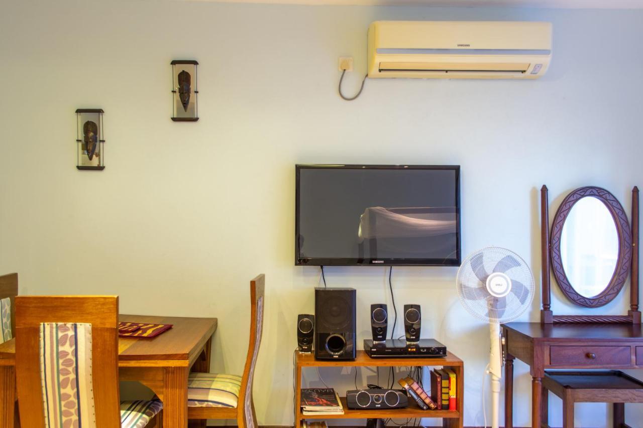 Апартаменты Cowrie Beach Haven Studio Момбаса Экстерьер фото